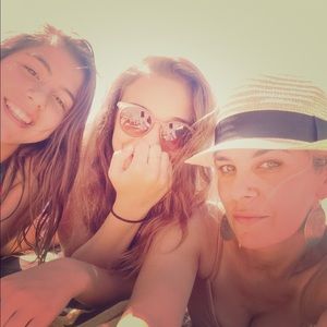 Meet your Posher, Gavriella